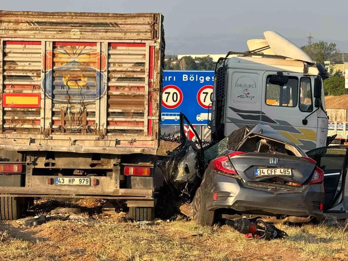 Bilecik\'te Trafik Kazası: 1 Ölü, 3 Yaralı