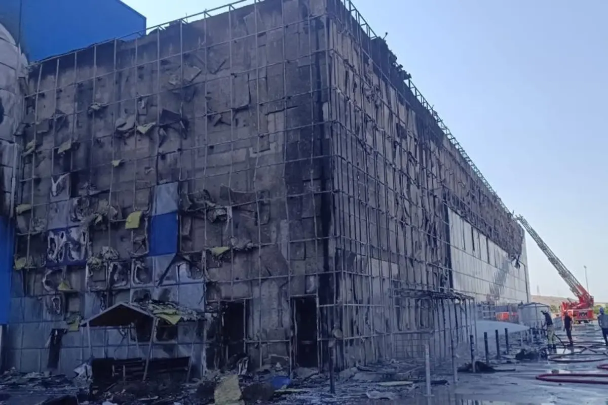 İzmir\'deki fabrika yangını panik yarattı