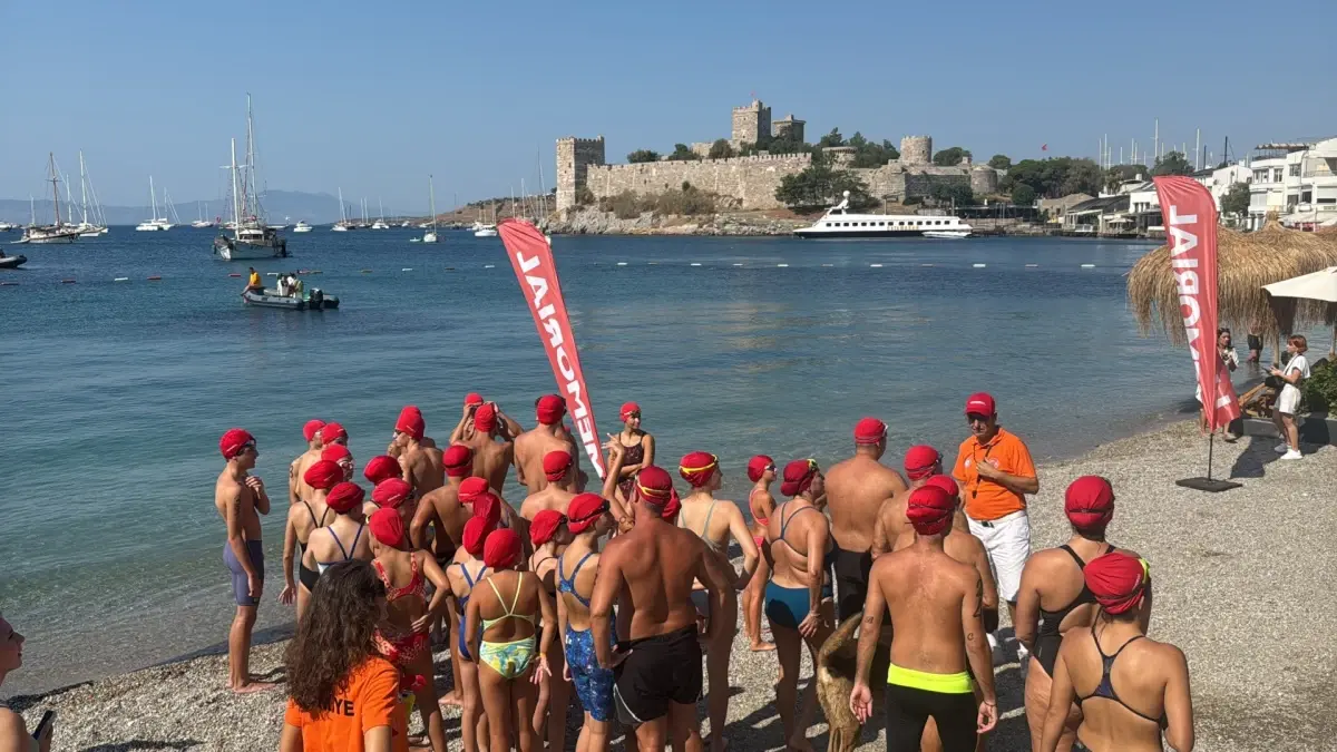 Bodrum\'da Sağlığa Kulaç At Etkinliği