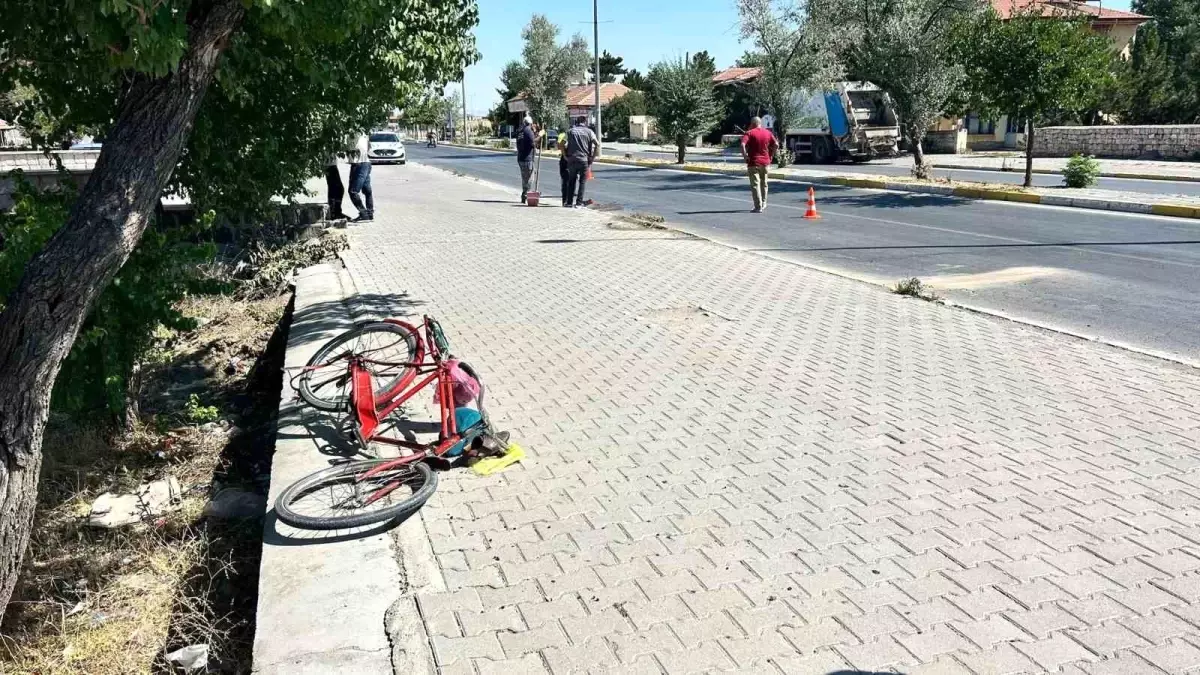 Kayseri\'de Bisikletli Genç Hayatını Kaybetti