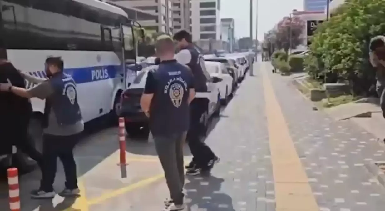 Siber Suç Operasyonları: 214 Gözaltı, 99 Tutuklama