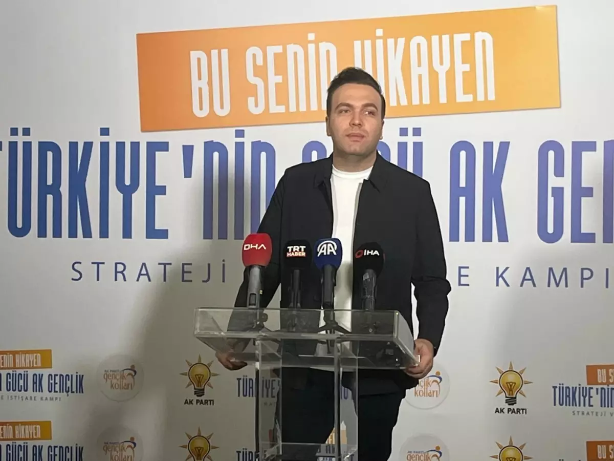 AK Parti Gençlik Kolları Kampı\'nda Erdoğan\'a Destek Vurgusu