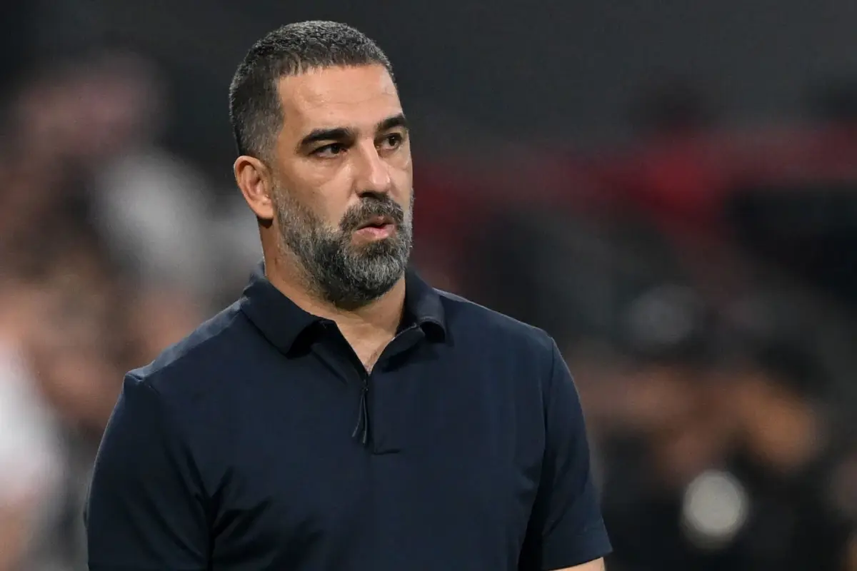 Arda Turan 90\'da üzüldü