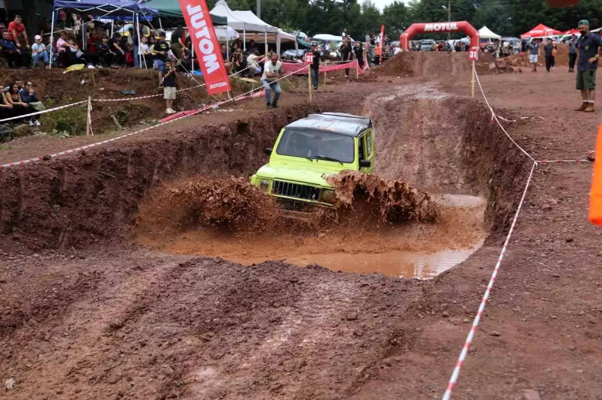 Artvin\'de Off-Road Yarışları Heyecanı