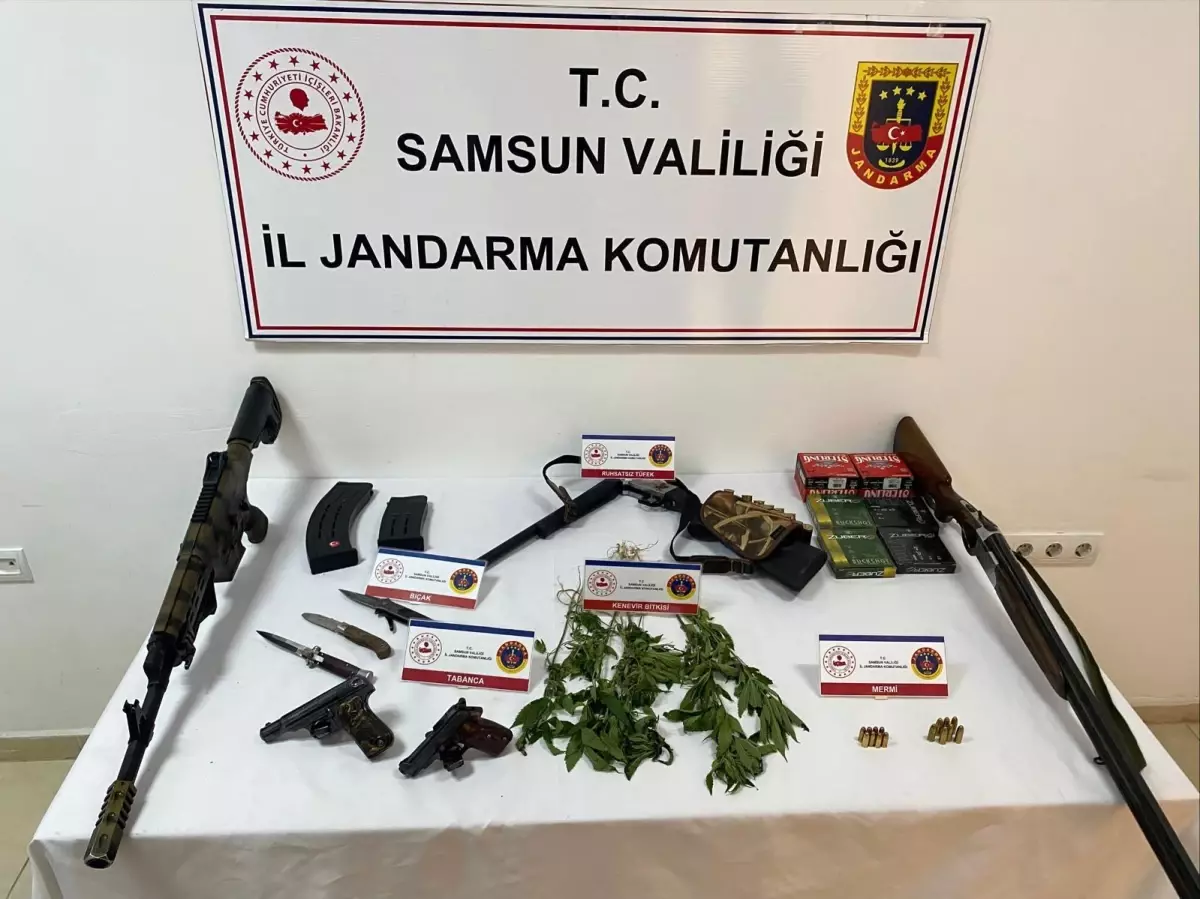 Samsun\'da Silah Operasyonu: 5 Gözaltı