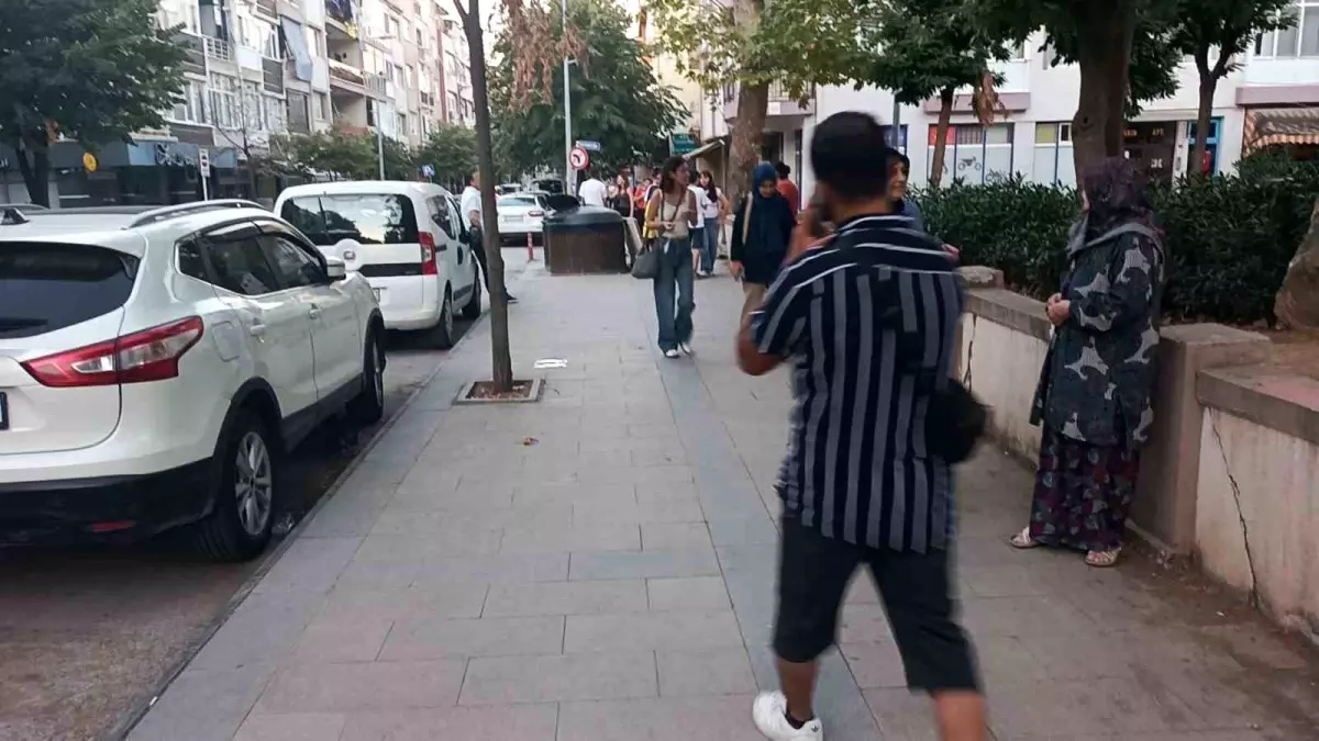 Yalova Valisi\'nden Deprem Açıklaması