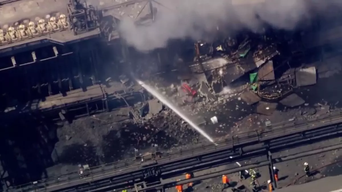 Pensilvanya\'da Çelik Fabrikasında Patlama