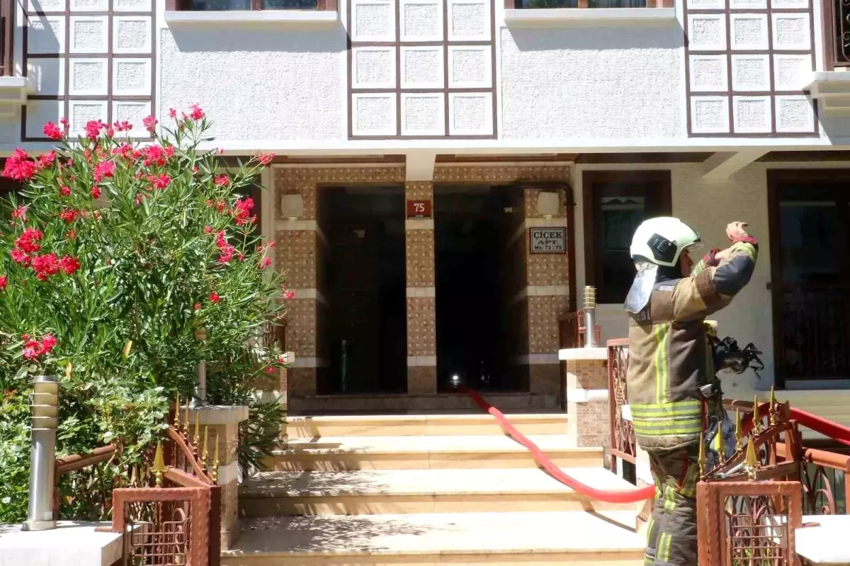 Çankaya\'da Apartman Yangını