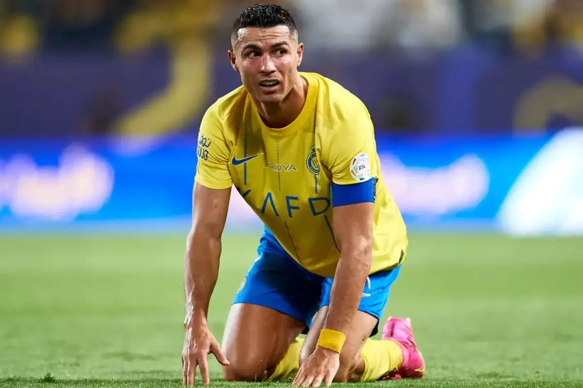 Ronaldo\'ya büyük şok! Al Nassr, İspanya 2. Lig ekibi Almeria\'ya yenildi 