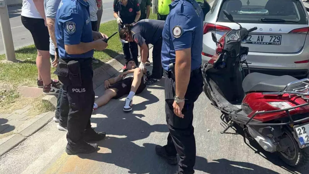 Edirne\'de Trafik Kazası: Motosiklet Sürücüsü Yaralandı