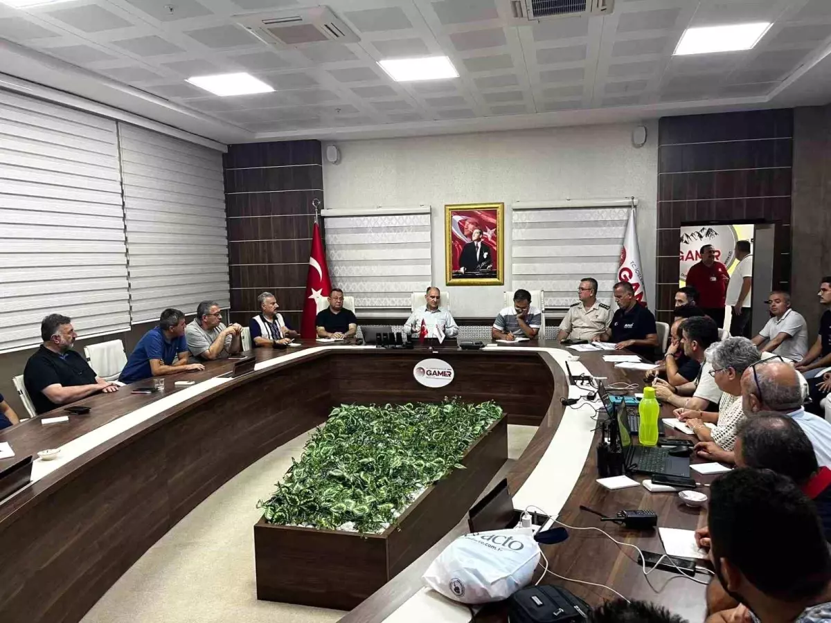 Manisa\'da 6.1 Büyüklüğünde Deprem