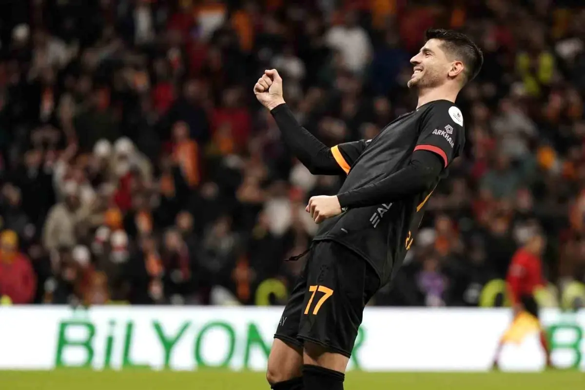 Morata, Galatasaray\'a Veda Etti