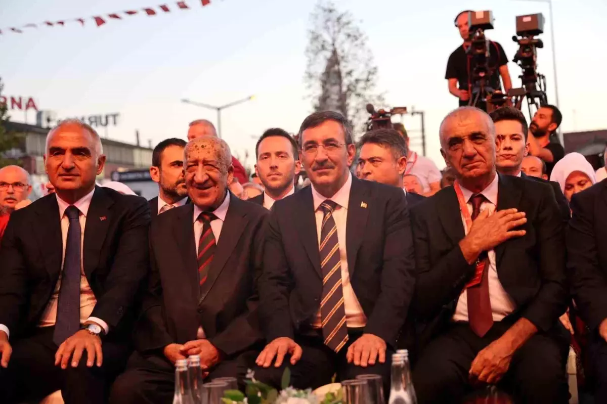 Birlik ve Beraberlik Vurgusu