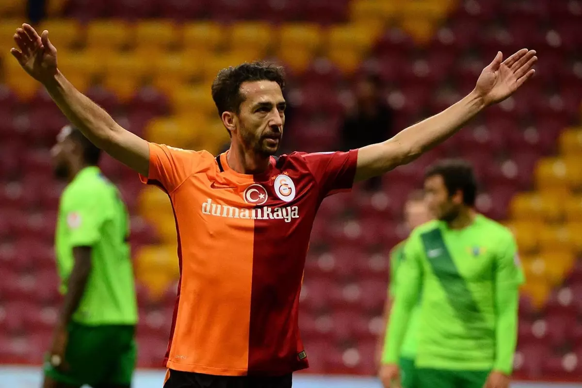 Eski Galatasaraylı Bilal Kısa\'dan sürpriz imza