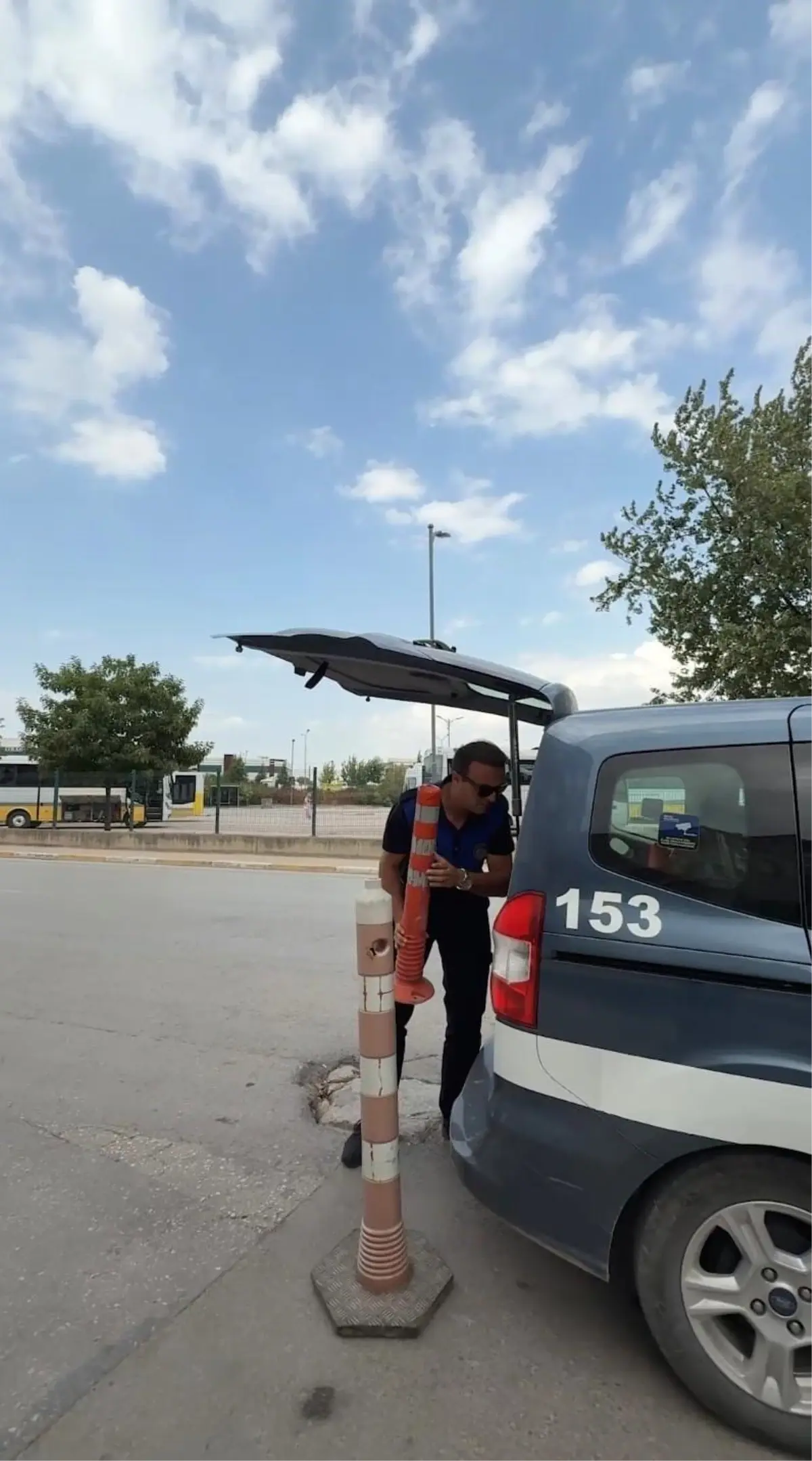 İnegöl\'de Kaldırım ve Yol İşgalleri Denetim Altında
