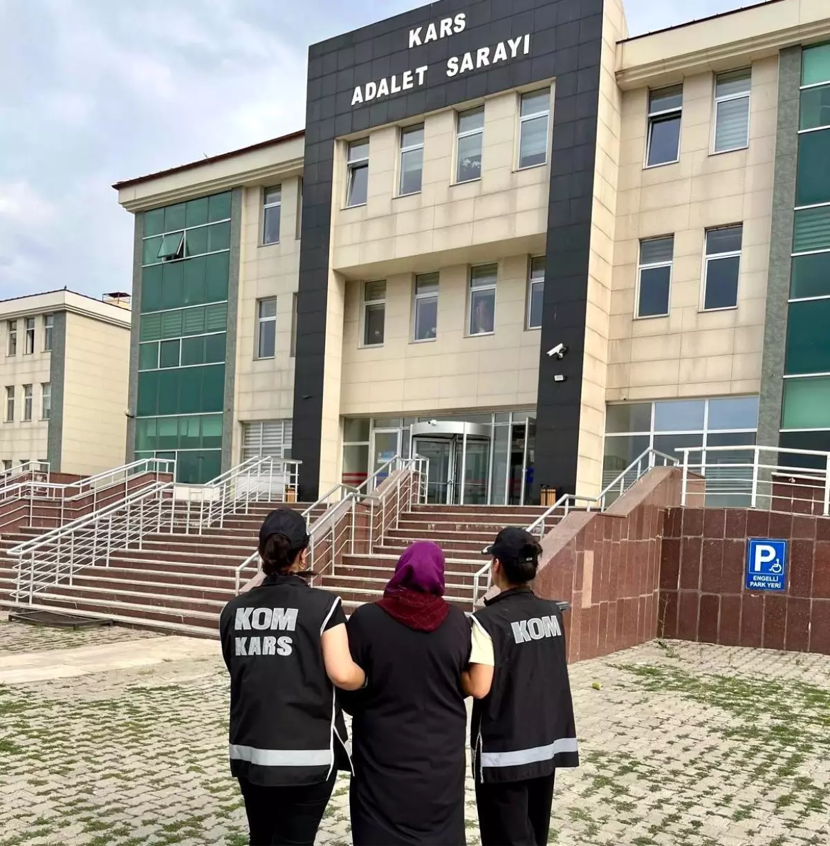 FETÖ Üyesi Kars\'ta Yakalandı