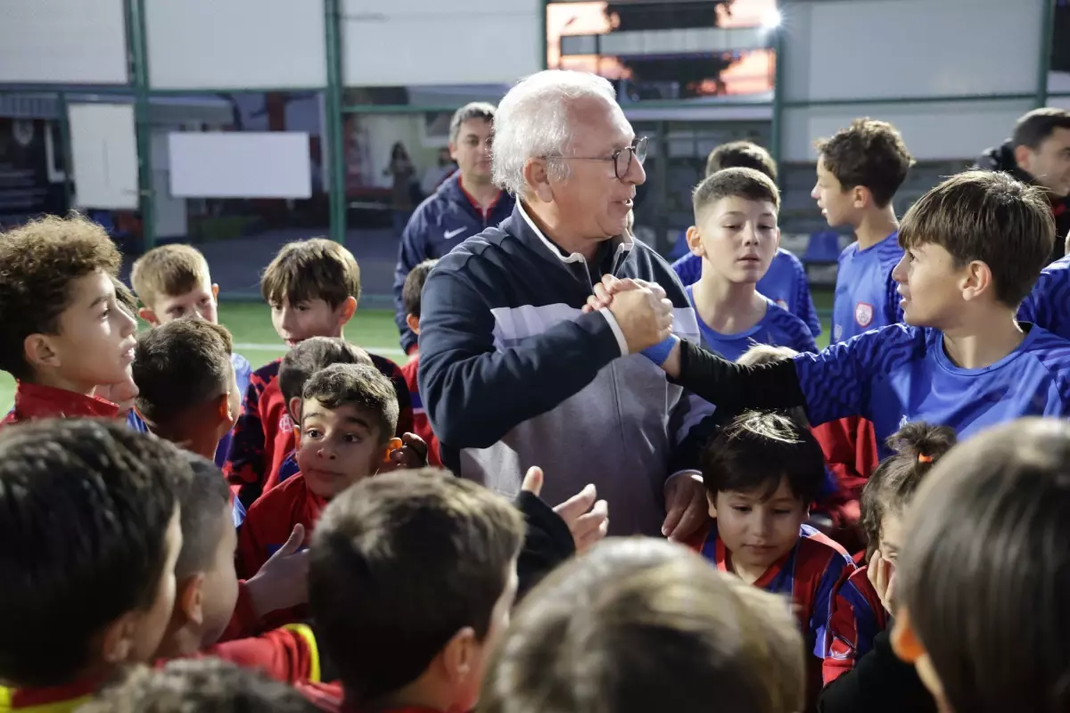 Seyit Mehmet Özkan\'dan Sokak Futbolu Projesi