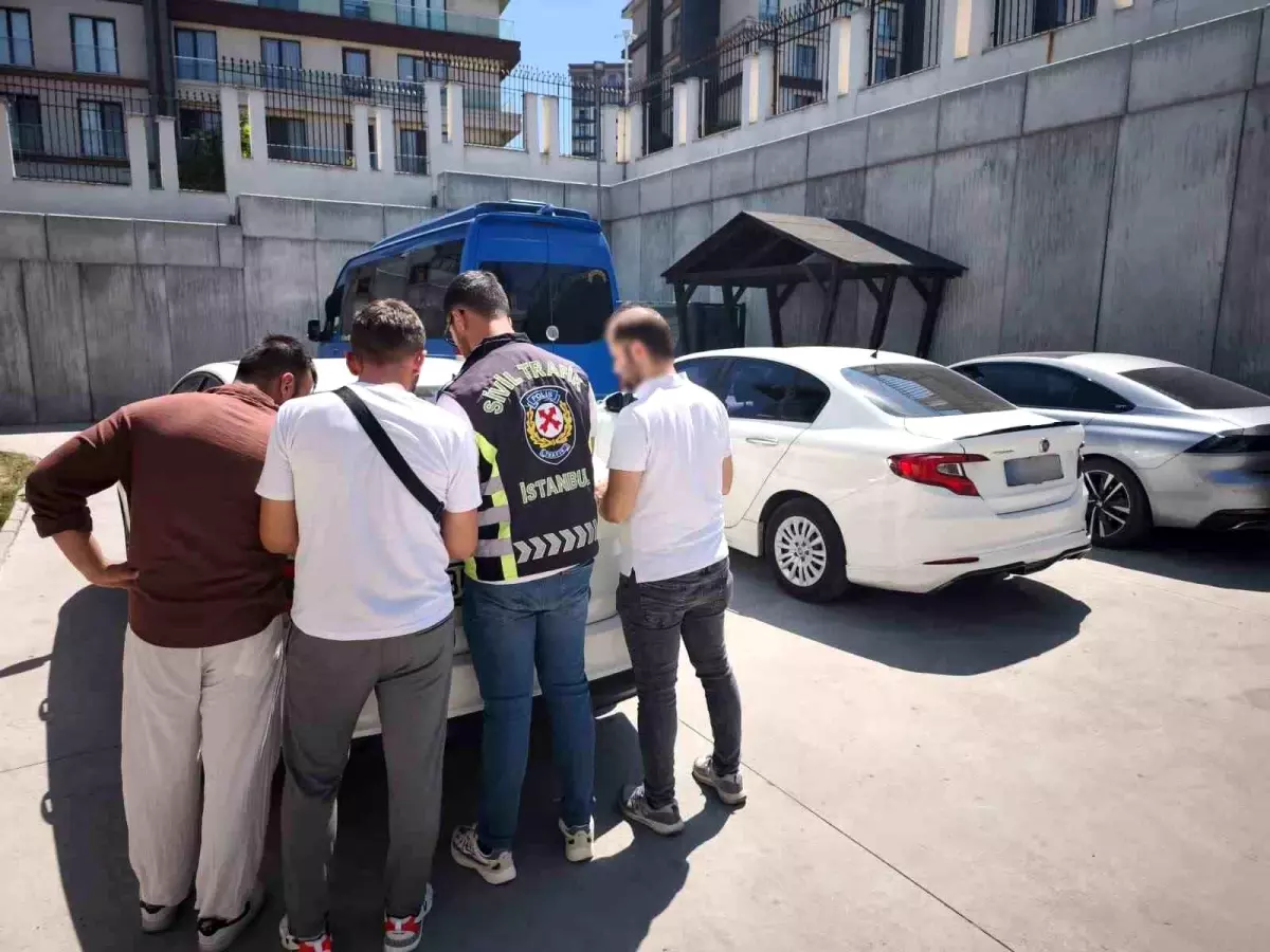 Beylikdüzü\'nde Ters Yönde Sürücülere Cezalar