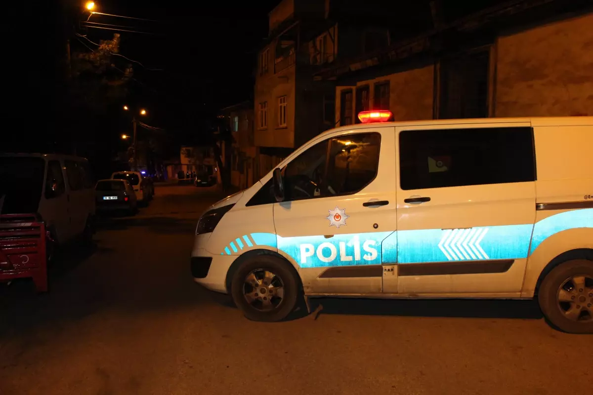 Çankırı\'da Zabıta ile Seyyar Satıcılar Arasında Kavga