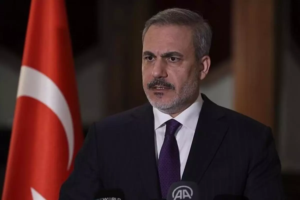 Dışişleri Bakanı Hakan Fidan: YPG oyun bozan durumunda! Sisteme entegre olmuyor, olumlu havayı bozuyor