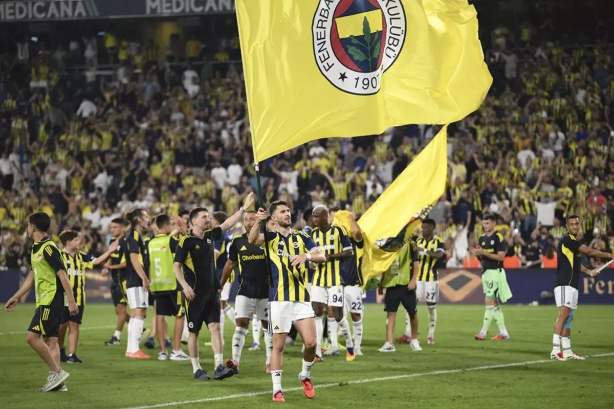 Fenerbahçe\'nin play-off\'taki rakibi Benfica oldu