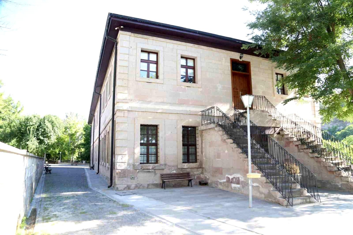 Melikgazi Belediyesi\'nden Kadınlara Özel Sağlıklı Yaşam Farkındalık Kampı