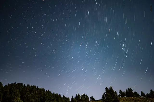 Perseid meteor yağmuru Türkiye semalarında büyüledi