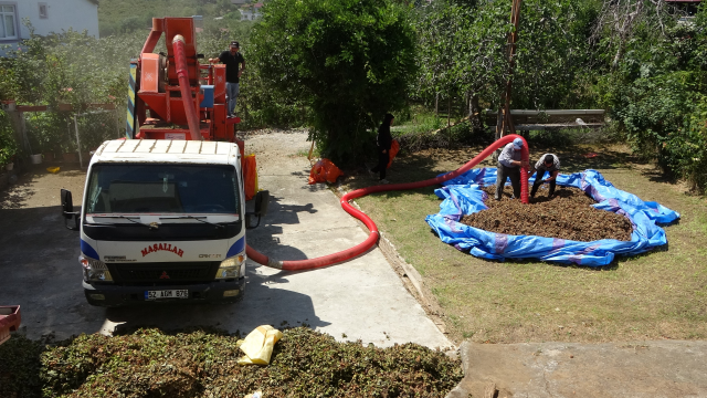 Saatlik ücretleri 4 bin 500 TL! Gece gündüz demeden çalışıyorlar Saatlik ücretleri 4 bin 500 TL! Gece gündüz demeden çalışıyorlar