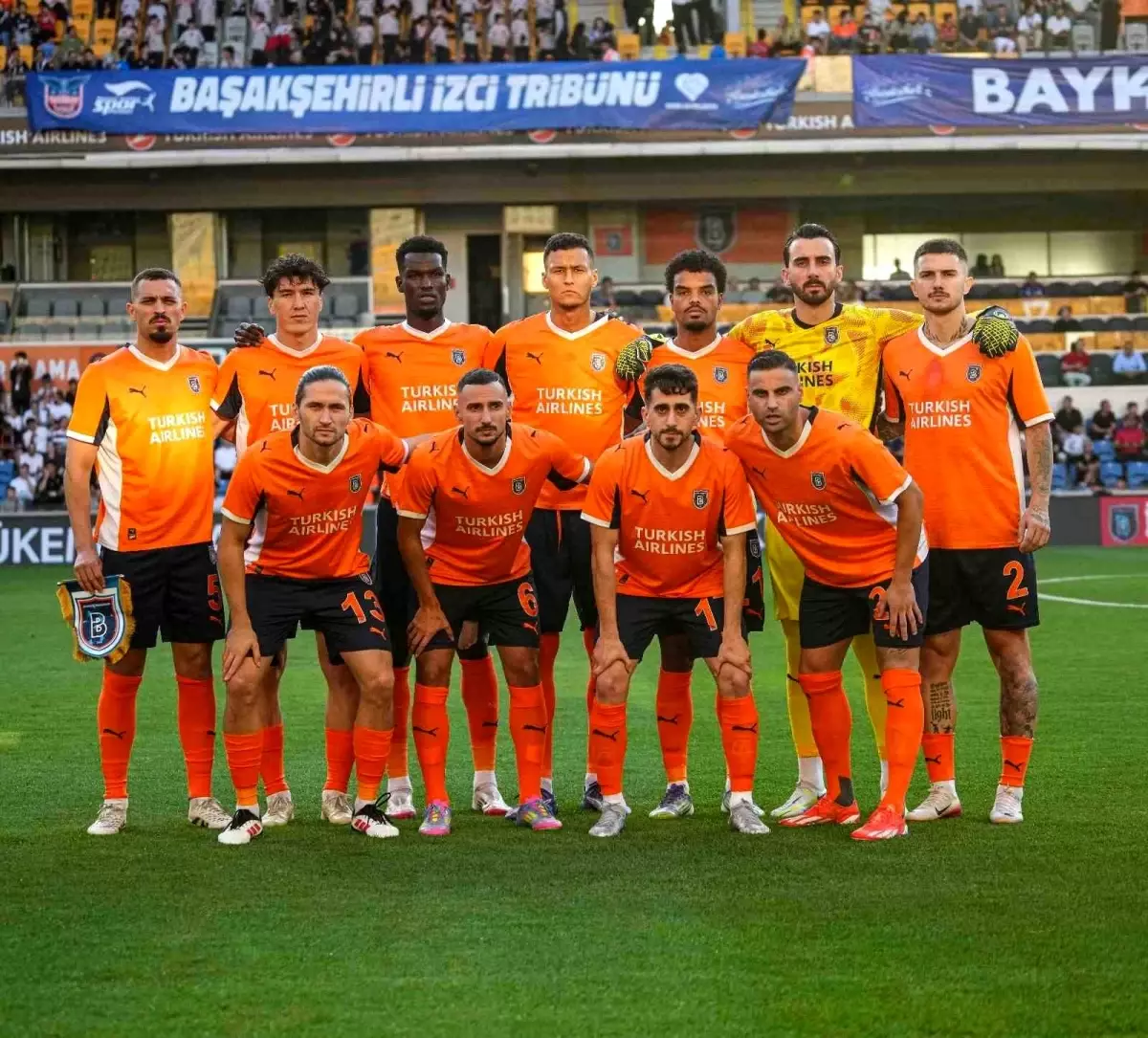 Başakşehir - Viking: İlk Yarı Eşitlik