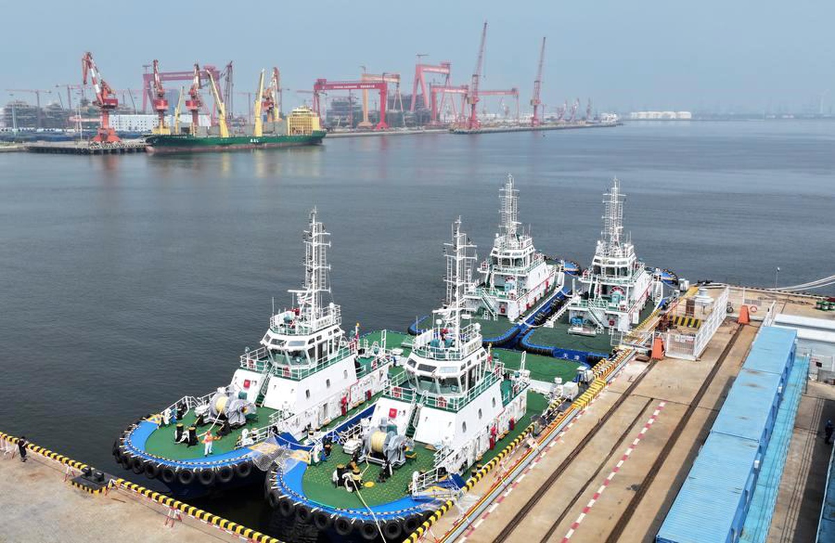 Tianjin\'de Elektrikli Römorkörler Hizmete Girdi