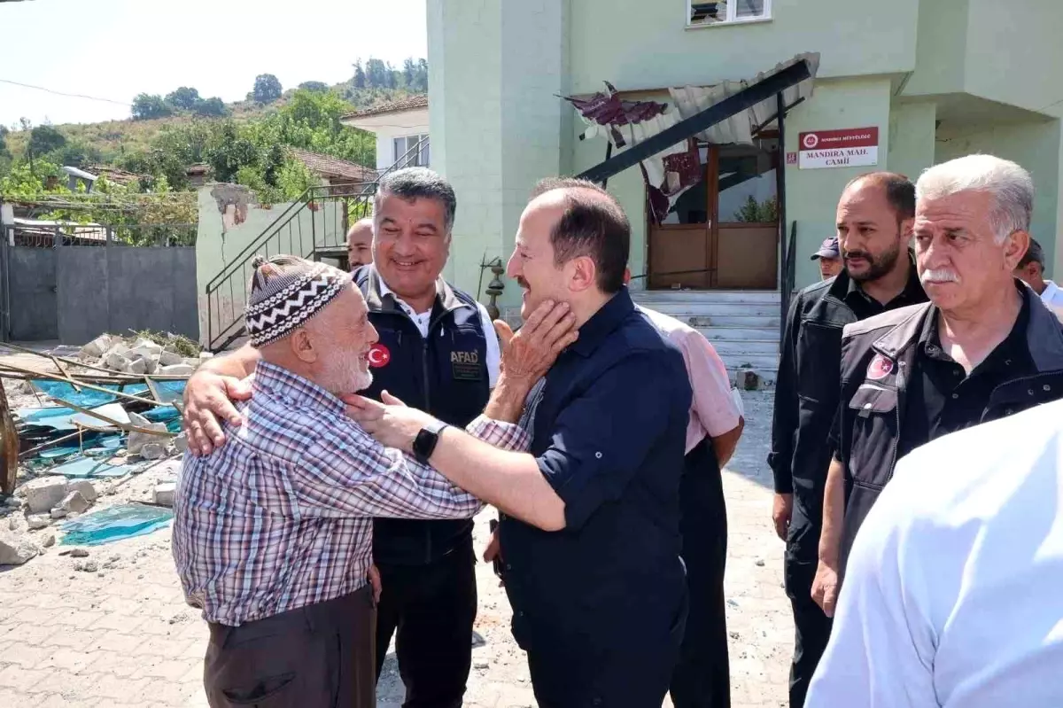 Balıkesir\'de Deprem Sonrası İyileştirme Çalışmaları Devam Ediyor
