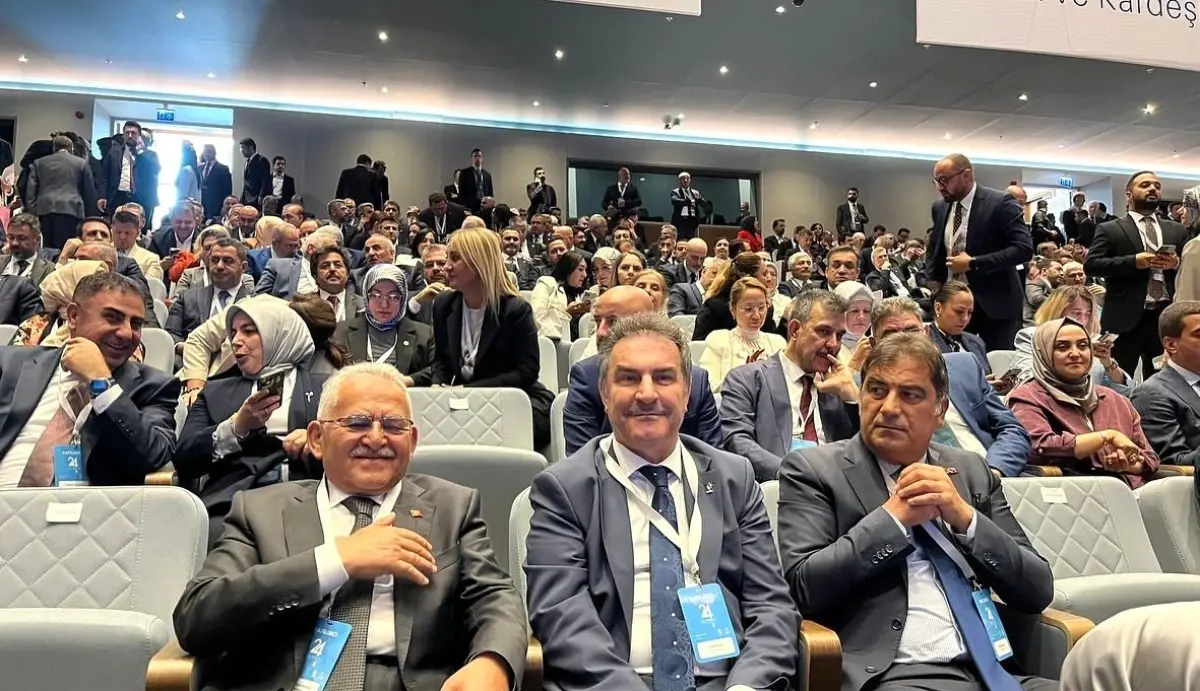 Başkan Büyükkılıç, AK Parti\'nin 24. kuruluş yıl dönümü programına katıldı