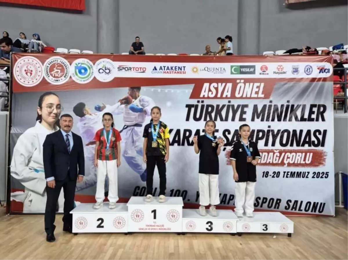 Zümra Ağdağ Türkiye İkincisi Oldu