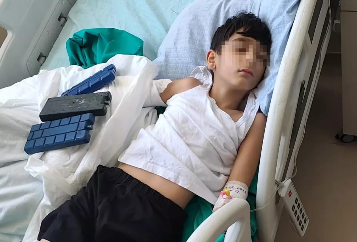 Çocuğu bisikletten iterek bileğinin kırılmasına neden olan uzman çavuş gözaltına alındı