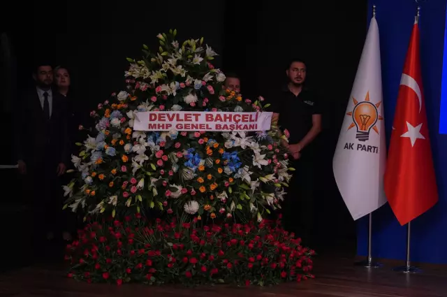 Cumhurbaşkanı Erdoğan'dan Özlem Çerçioğlu'na yönelik eleştirilere sert tepki Cumhurbaşkanı Erdoğan'dan Özlem Çerçioğlu'na yönelik eleştirilere sert tepki
