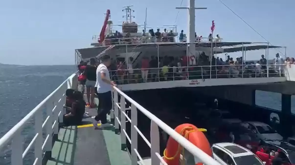 Avşa Adası Feribotu Gecikti