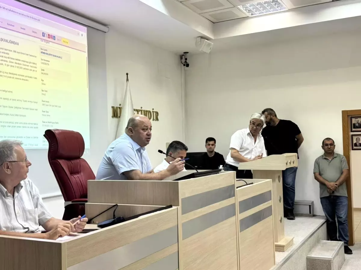 Gönen Belediyesi\'nde Kira Uçurumu Tartışmaları Sürüyor