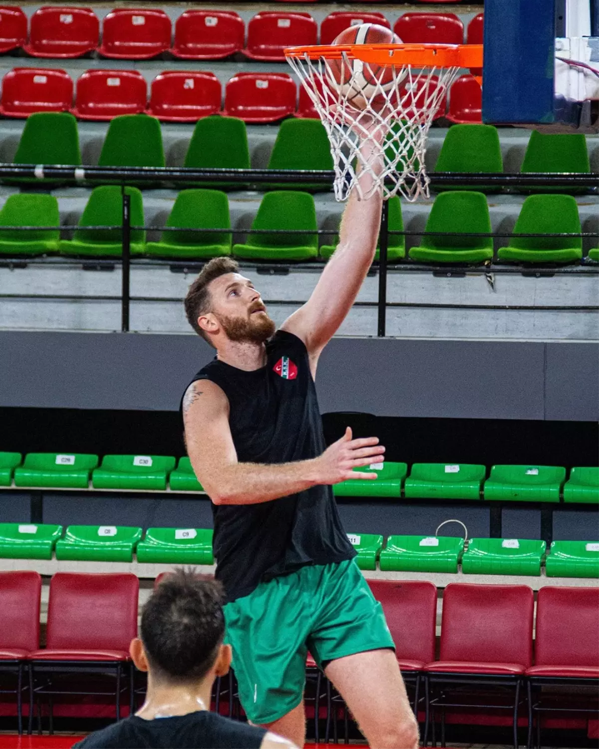 Karşıyaka Yeni Sezon İçin Sponsorluk Anlaşmaları Yapıyor