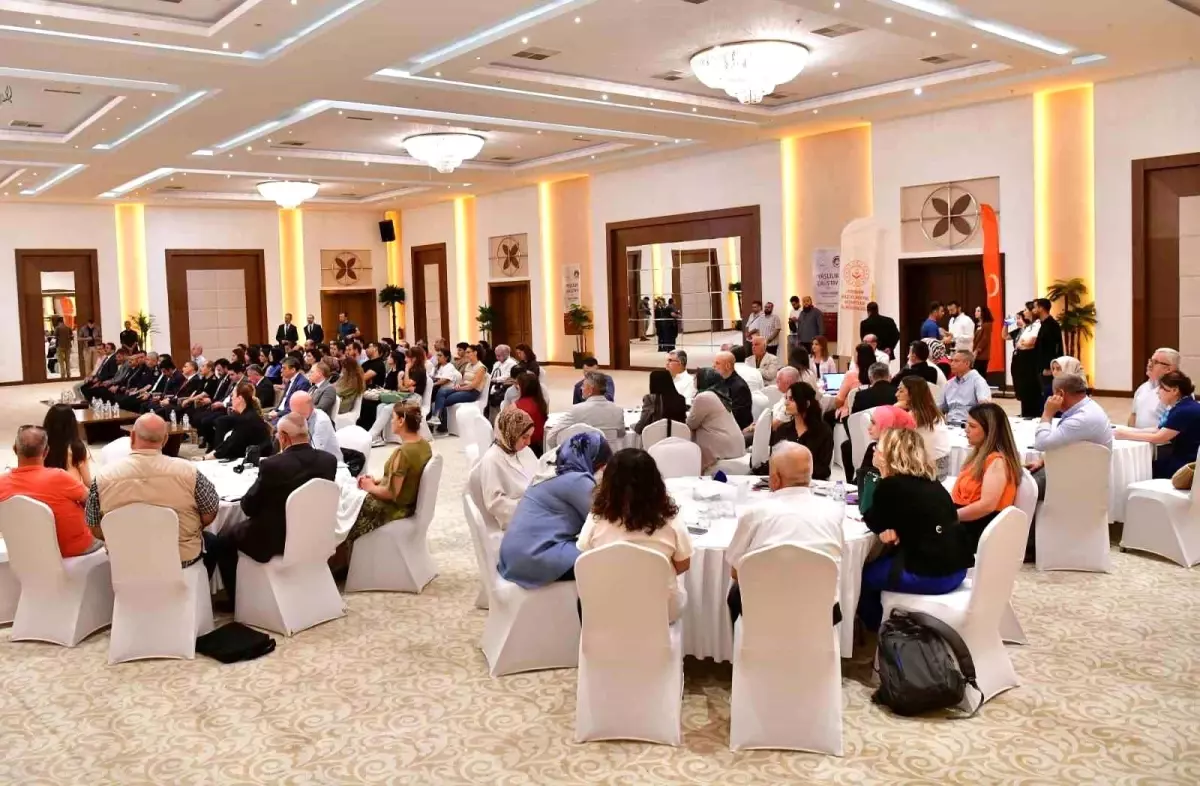 Kırşehir\'de Yaşlılık Çalıştayı Düzenlendi