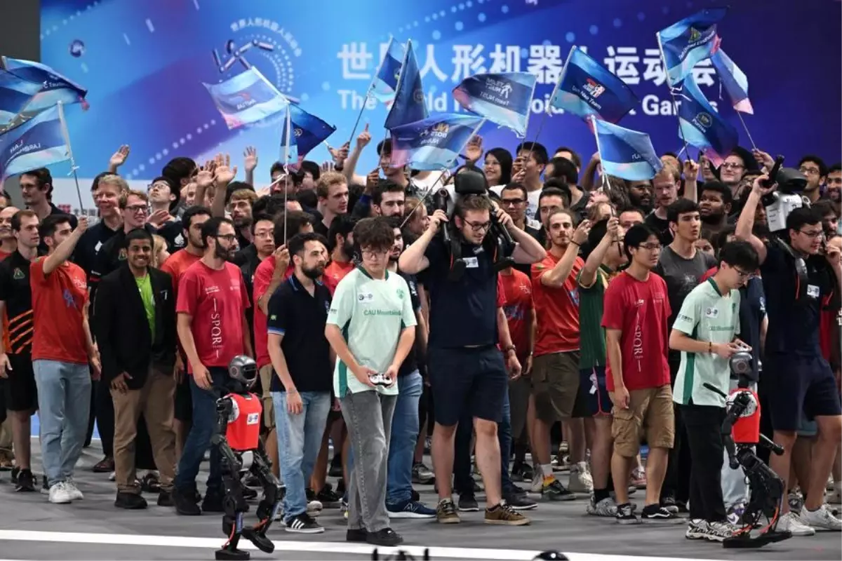Beijing\'de İnsansı Robot Oyunları Başladı
