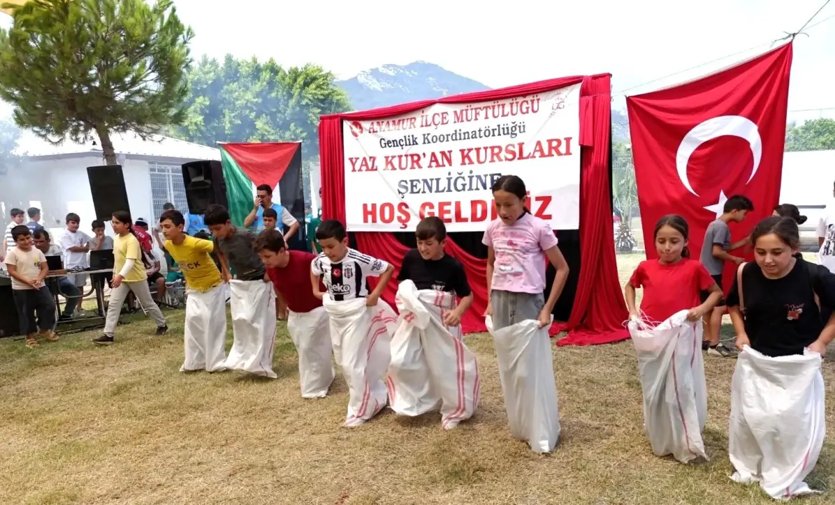 Anamur\'da Yaz Kur\'an Kursları Şenliği