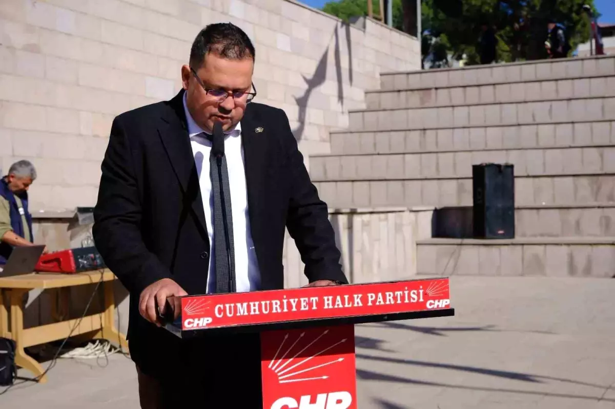 CHP\'de İstifalar ve Görevden Almalar Başladı