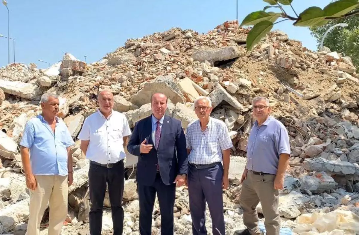 CHP\'li Akay\'dan Düzce\'deki Depremzedelere Camii ve Konutlar İçin Tamamlama Çağrısı