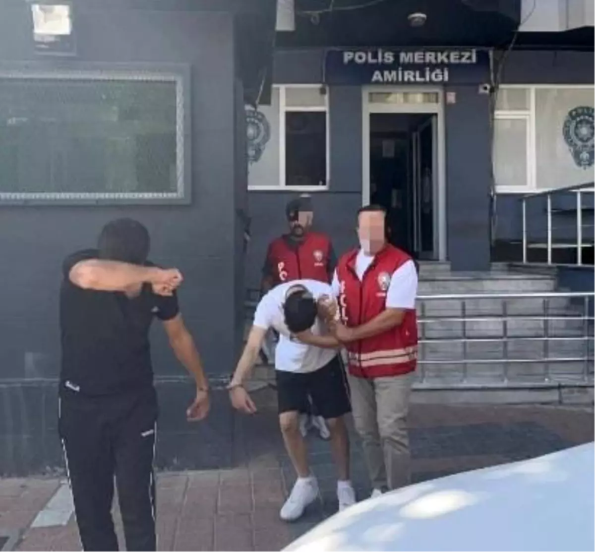 Gönen\'de Nitelikli Yağma Operasyonu