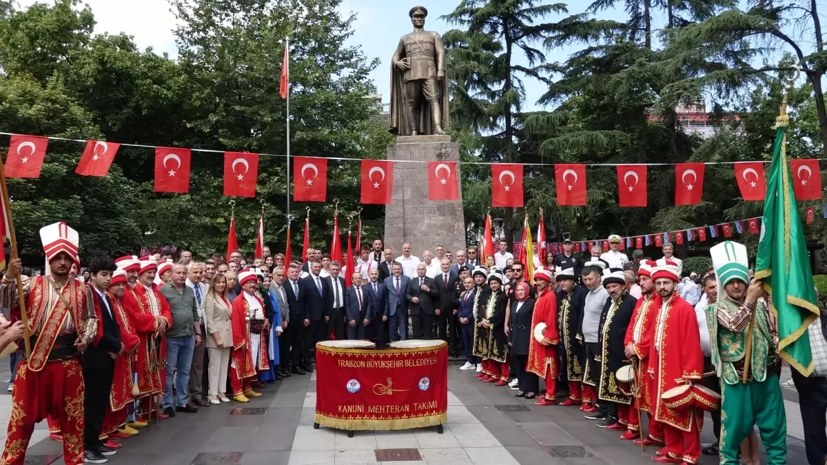 Trabzon\'un Fethi 564. Yıl Dönümü Törenle Kutlandı
