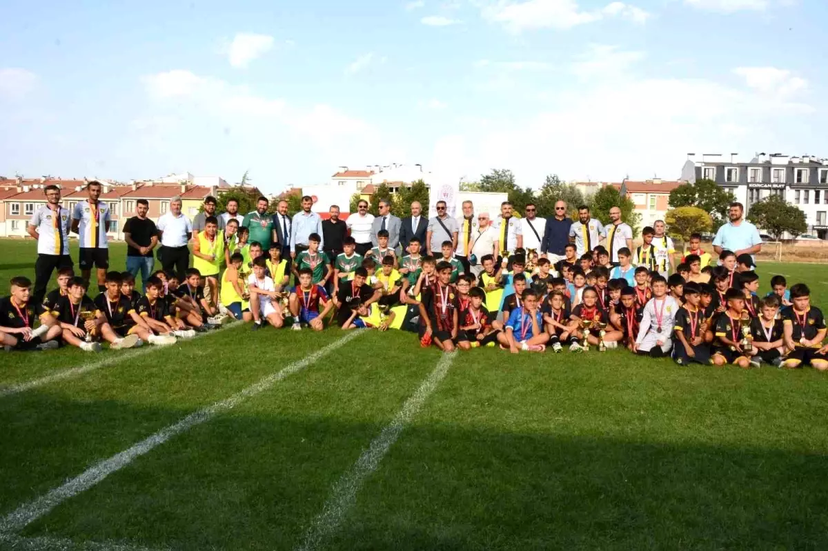 Eskişehir\'de Yaz Kur\'an Kursları Futbol Turnuvası Sona Erdi