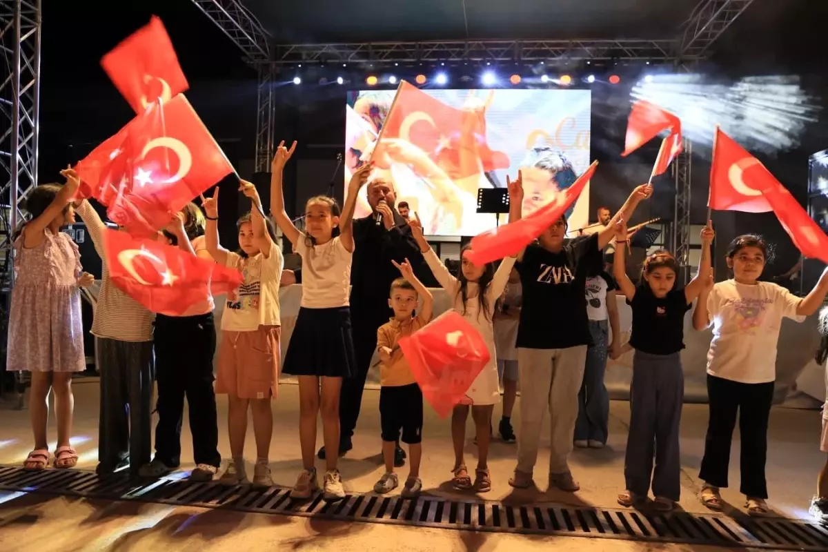 Çameli Festivali\'nde Ahmet Öngel ile Duygusal Bir Gece