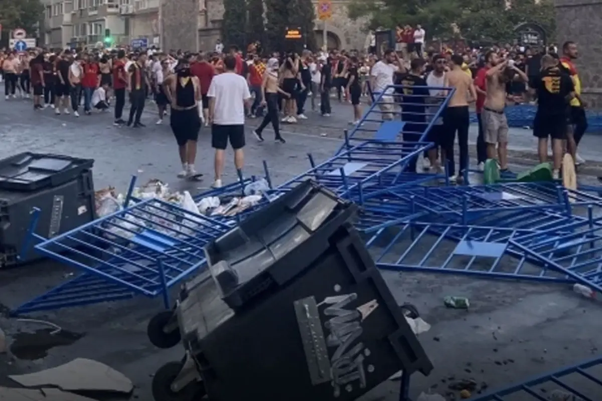 Göztepe-Fenerbahçe maçı öncesi olay! Polis tomayla müdahale etti
