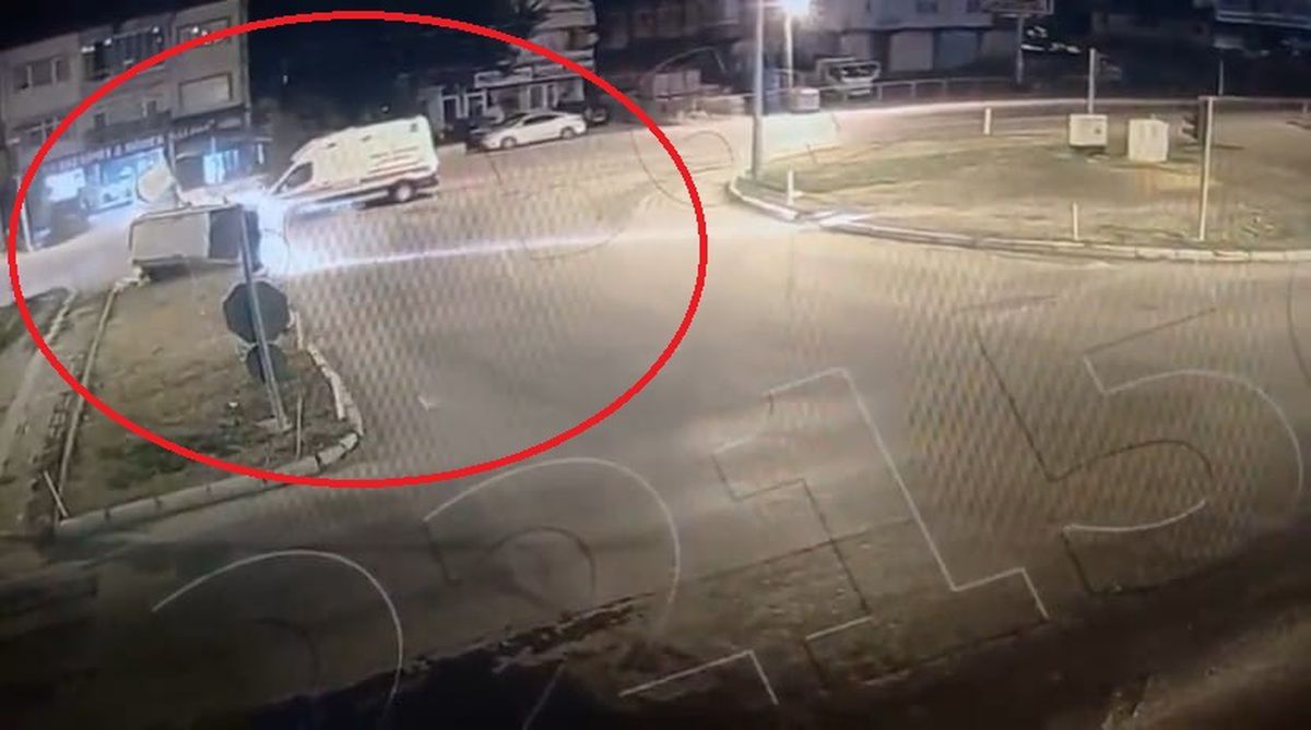 Amasya\'da Ambulans ile Araç Çarpıştı: 5 Yaralı