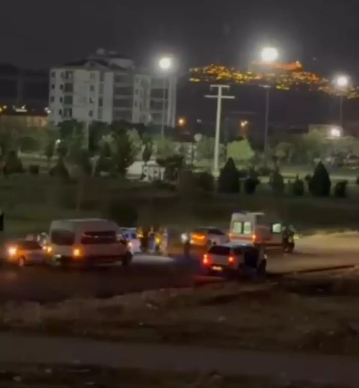 Kızıltepe\'de Park Halinde Ceset Bulundu